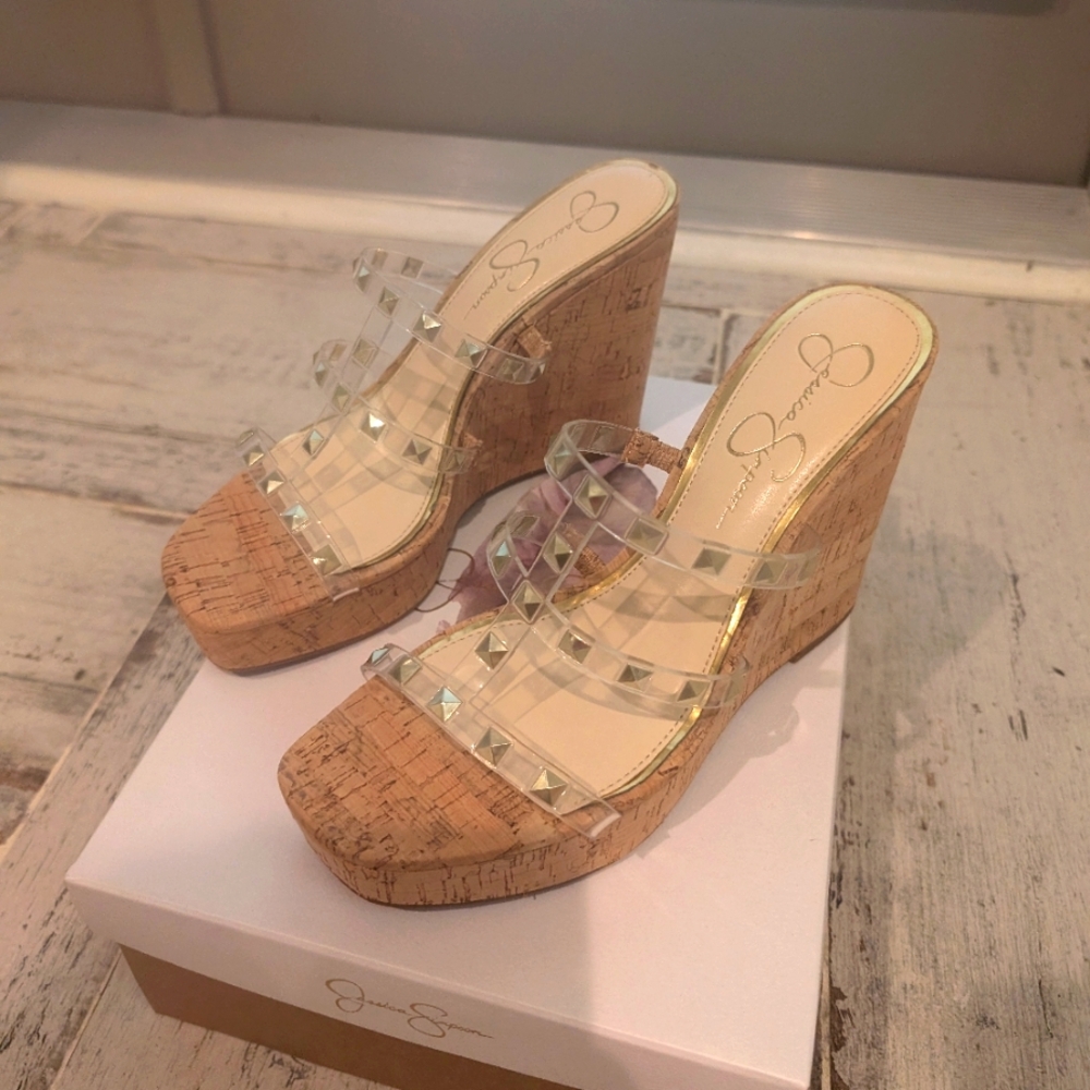 NWT Jessica Simpson Sourie Wedge